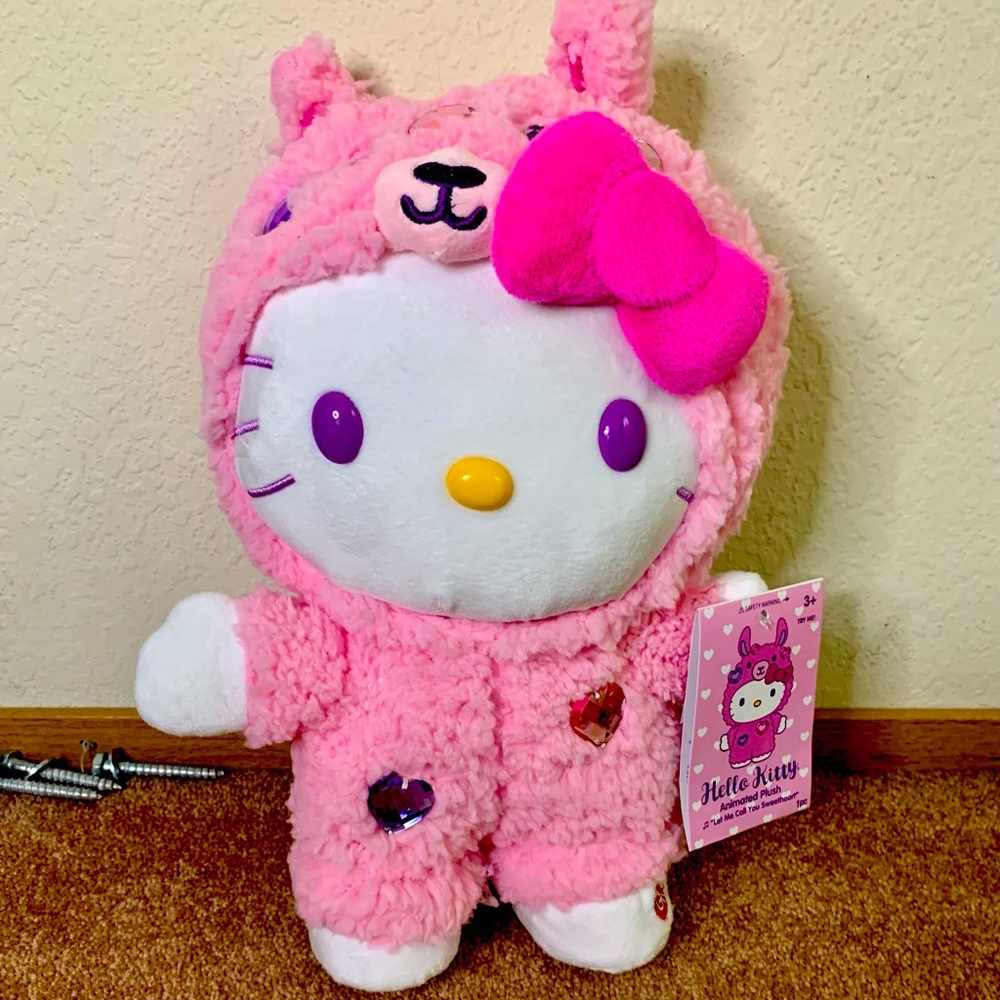Hello Kitty CVS Valentine's 2022 Animated Plush Side Stepper Llama Costu…